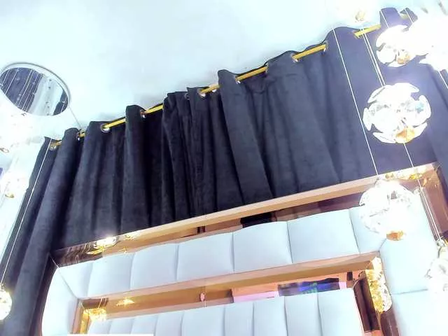 Offline SarayRoyse on BongaCams