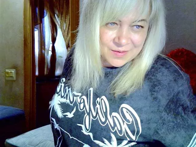 Offline Savan35na on BongaCams