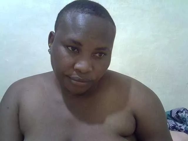 Sexybooty1 on BongaCams