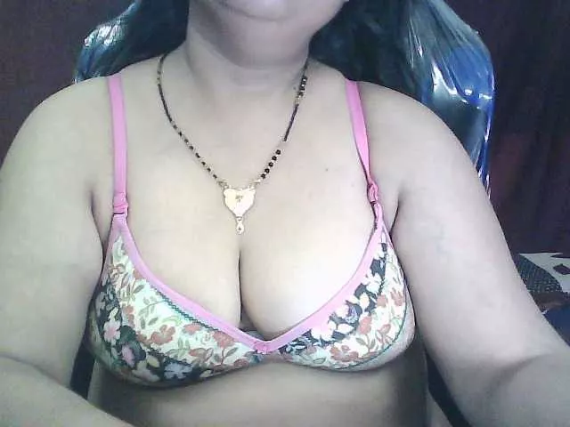 Offline sexycharu on BongaCams
