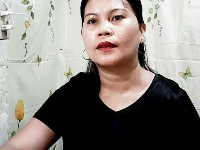 Offline sexyslutcum on BongaCams