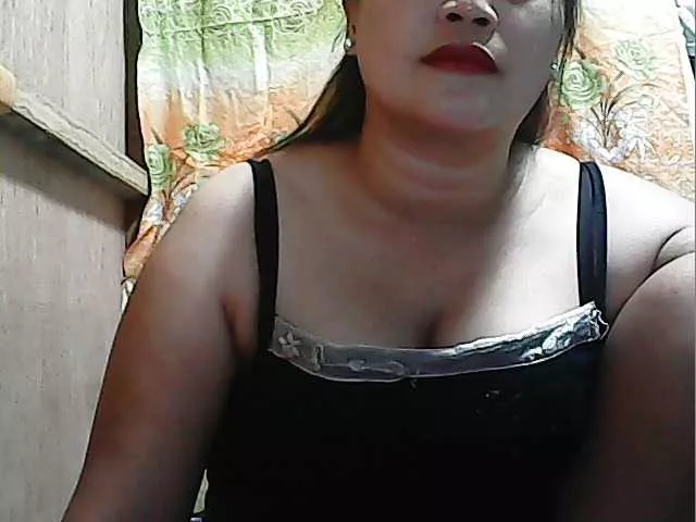 Offline sexyslutcum on BongaCams