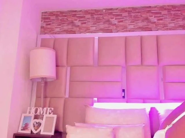 ShaniaBrown — Watch how my BIG breasts awaken each of your naughtiest thoughts 