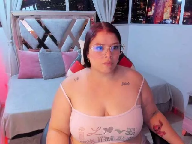 Offline sheryl-hamilton on BongaCams