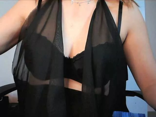 slady-pretty on BongaCams