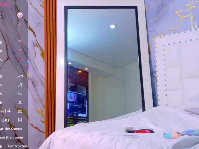 slutlittlegir on BongaCams