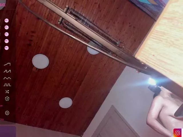 Sofi-Blossom — hello lovers, come and have for fun... control fuck machine for 1.000 tks 10 minutes  #latina #doublepenetration #anal #fuckmachine #squirt