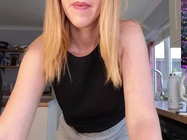 stripmequick on BongaCams