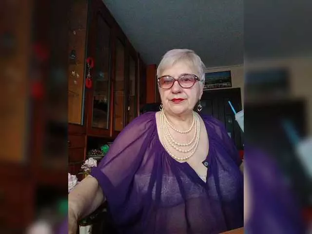 Freechat SweetCherry00 on BongaCams