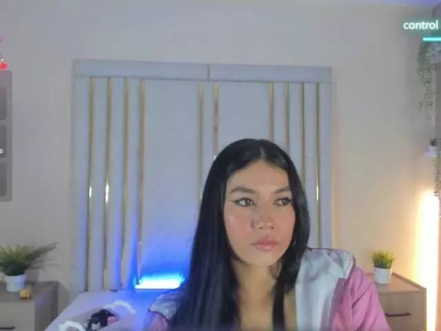 taniamilan on BongaCams