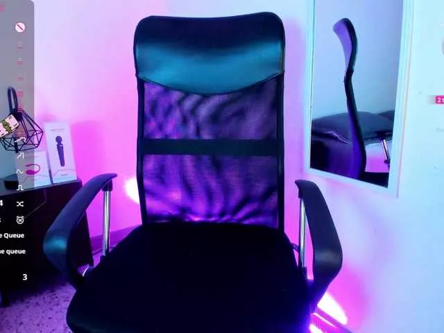 Offline Tracylambo on BongaCams