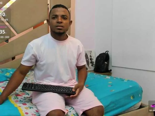 tu-y-yo19 on BongaCams