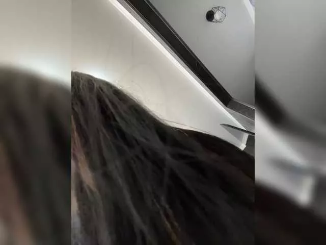 Freechat Vero19nika on BongaCams