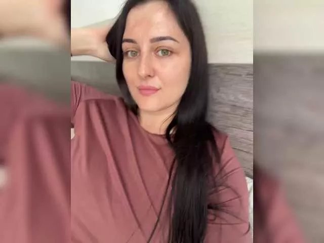 Viksi66 on BongaCams