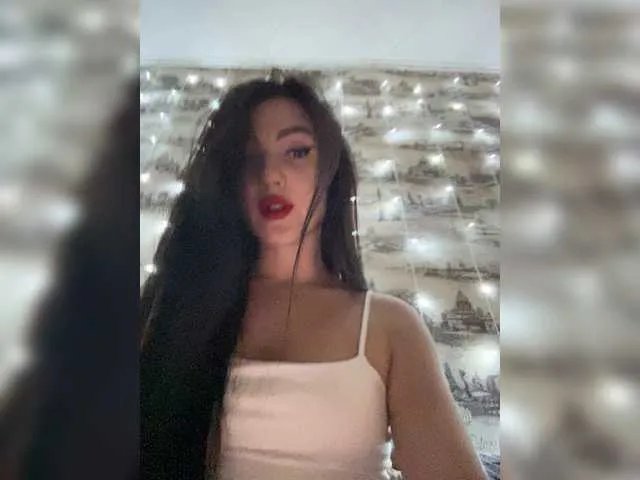 Vikulya1 on BongaCams