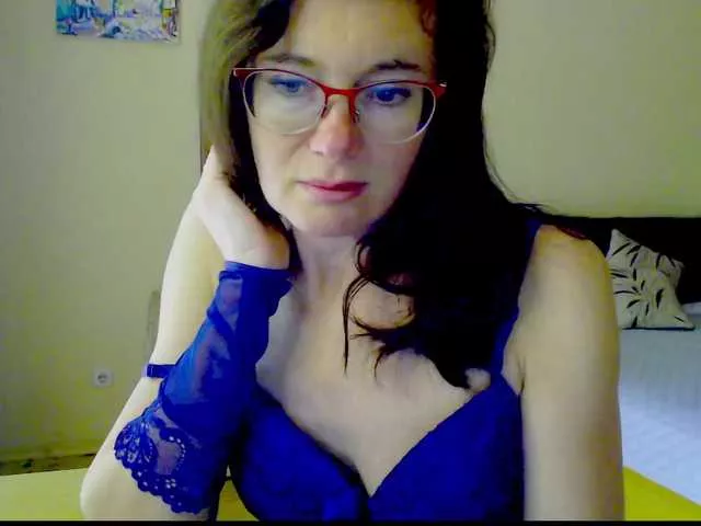 Offline VioricaRoss on BongaCams