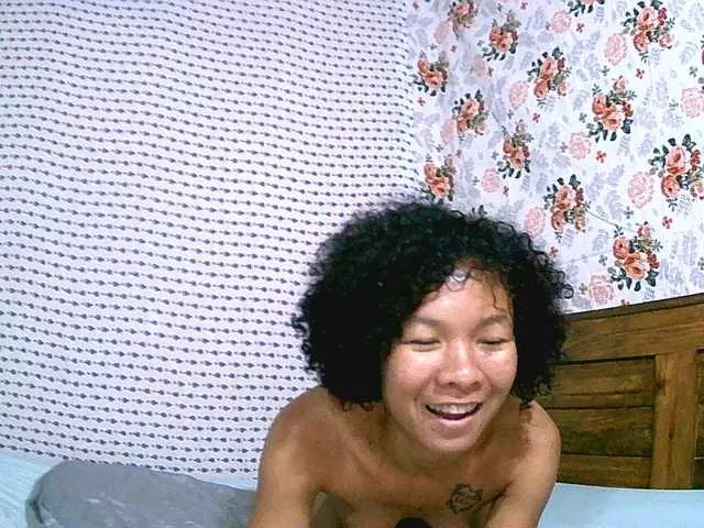 Offline Volaway on BongaCams