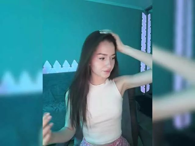 whiteTEAa on BongaCams