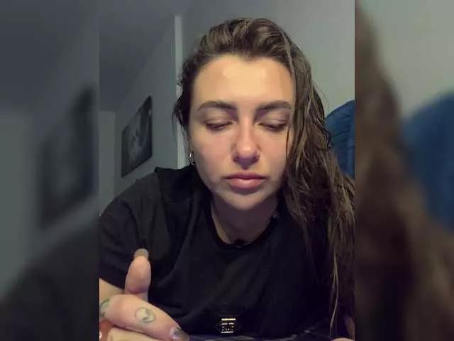 Offline WILDGIRL on BongaCams