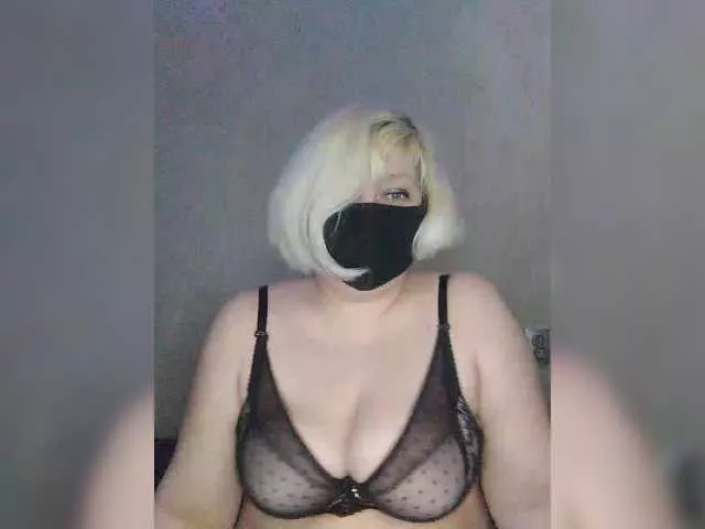 yana38a on BongaCams 