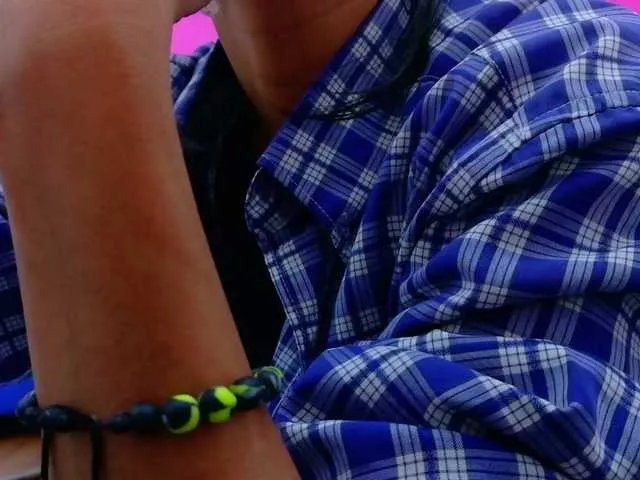 yourcuteneighbourr on BongaCams