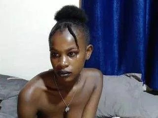 Offline camila360 on CamSoda