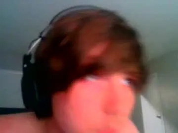 Offline 2006nolimit on Chaturbate