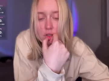 Freechat 2kepler22b on Chaturbate