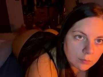 Freechat 2littlefox on Chaturbate