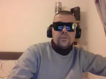 _1mastercard on Chaturbate