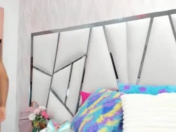 _aurora18 on Chaturbate