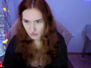 _chlo_e on Chaturbate