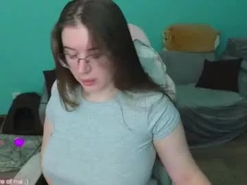 _enni__ on Chaturbate