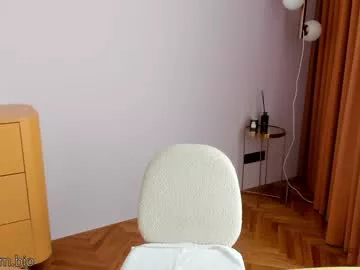 Offline _hidden_gem_ on Chaturbate