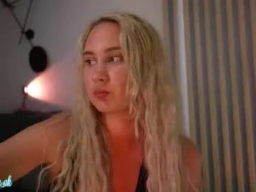 _kateline_ on Chaturbate