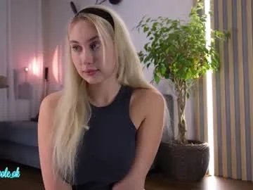 _kateline_ on Chaturbate