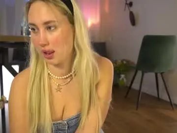 _kateline_ on Chaturbate