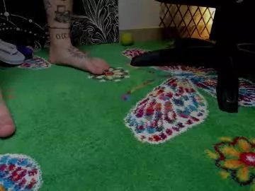 _layne on Chaturbate