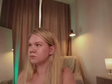 Freechat _teasecake_ on Chaturbate