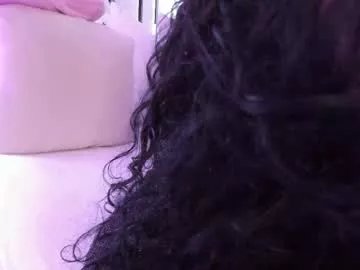 _valeria___ on Chaturbate