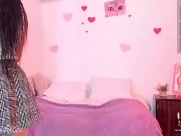 Freechat aby_whitee on Chaturbate