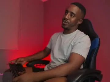 Offline adamart7 on Chaturbate