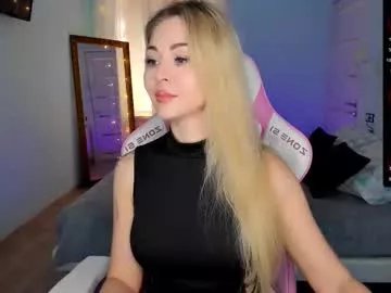 adeleroberts on Chaturbate