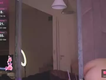 Freechat adelineking on Chaturbate