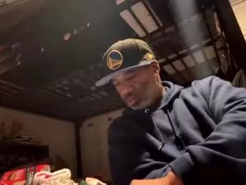 adick_ting on Chaturbate