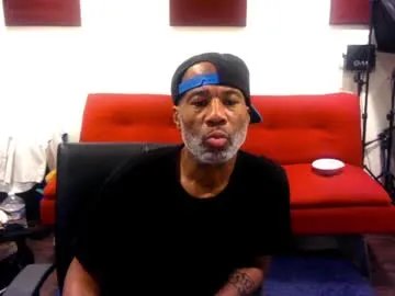 adick_ting on Chaturbate