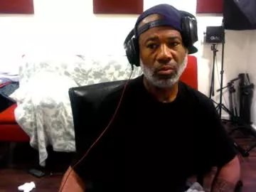 adick_ting on Chaturbate