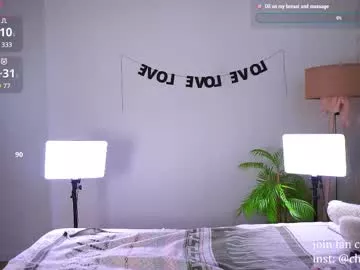 Offline aesthetics__tease on Chaturbate