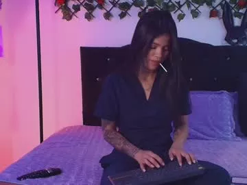 Offline alaia_asuka on Chaturbate