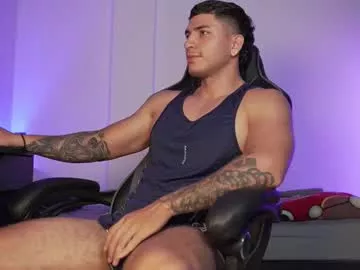 alan_muscle on Chaturbate 